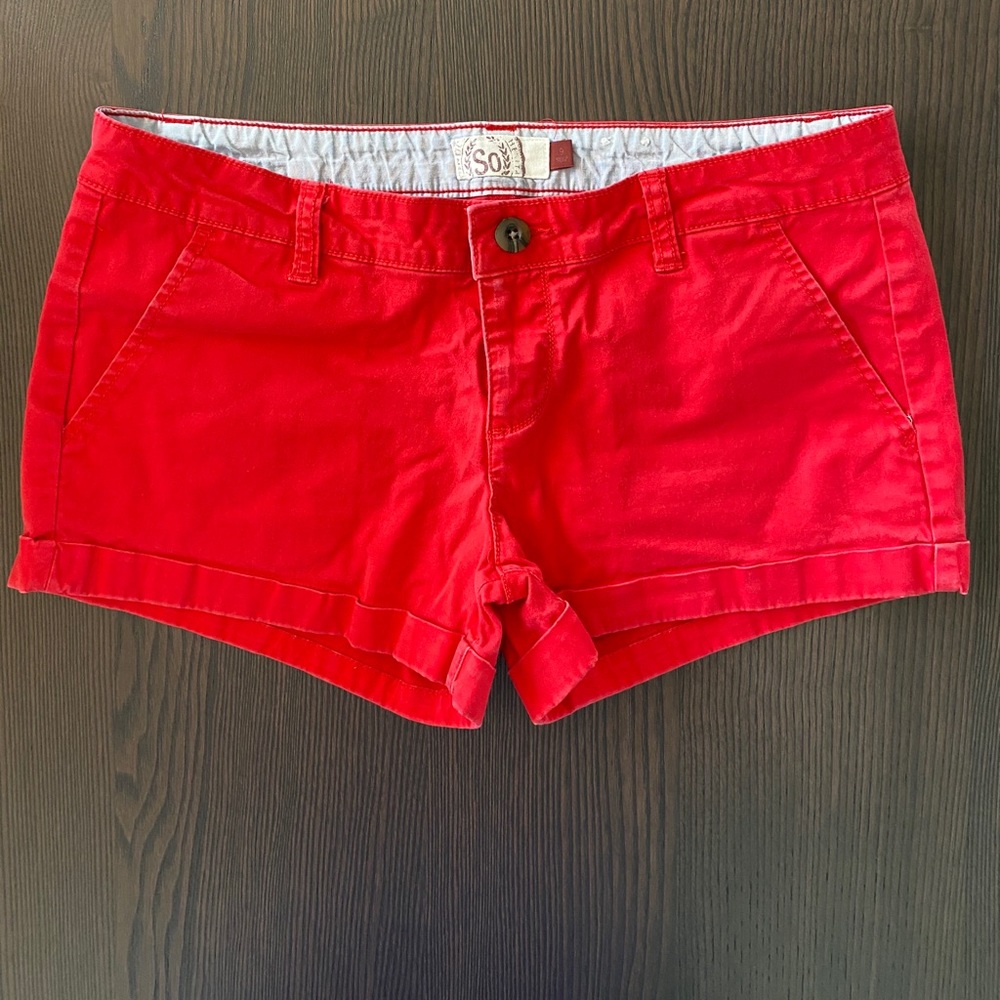 Red cuffed shorts